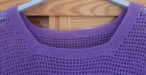 lila tunika i bomullsgarn gallermönster filet kors crochet tunic cross filet pattern