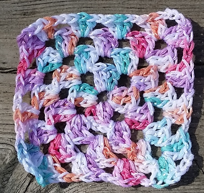 virkad mormorsruta /crochet nanny square